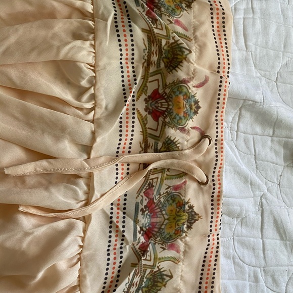 NWOT High Low Strapless Top - Picture 3 of 3